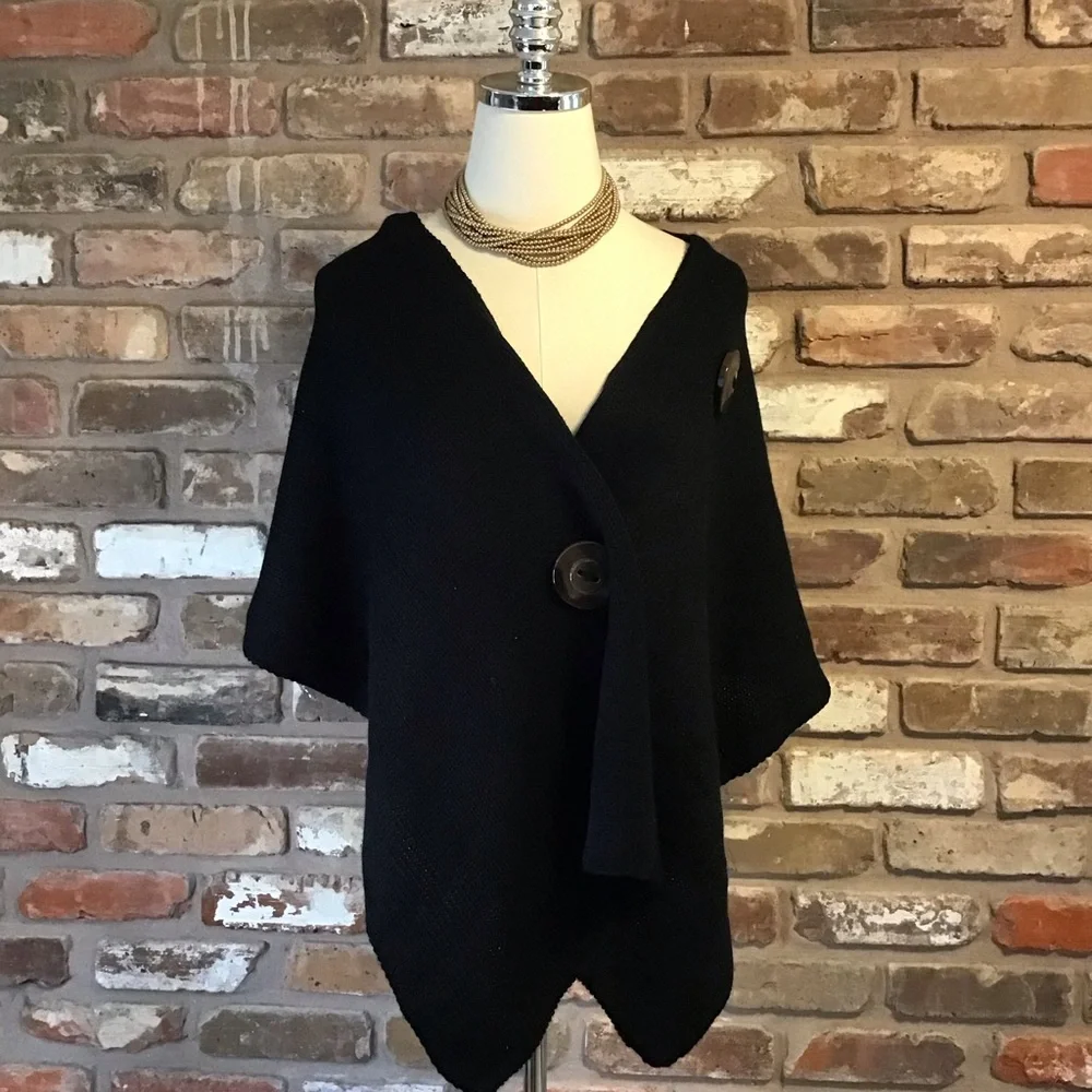 Women's 2 Large Buttons Black Acrylic Sweater Knit Shawl Scarf